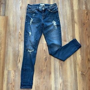 Studie Blue Trendy Distressed Skinny Jeans in Dark Blue